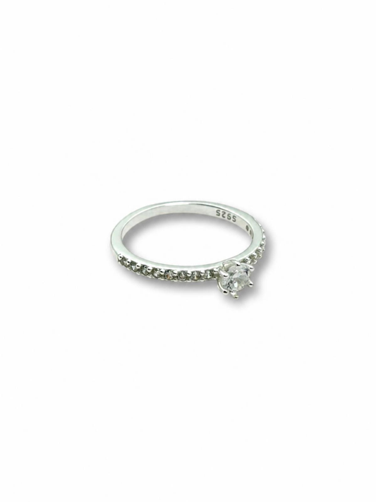 Anillo con cubics