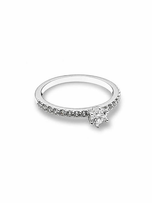 Anillo con cubics