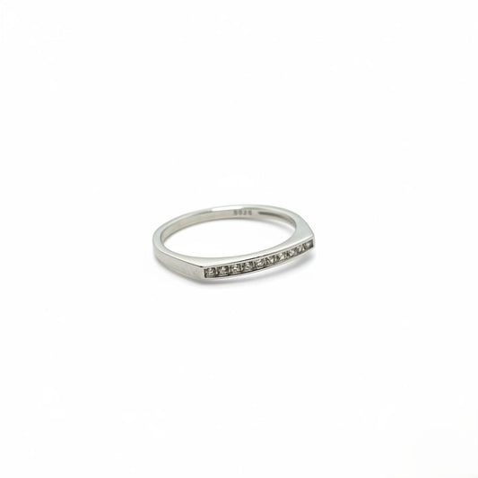Anillo con cubics