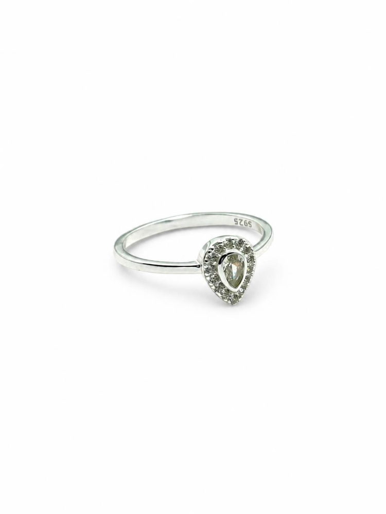 Anillo con cubics