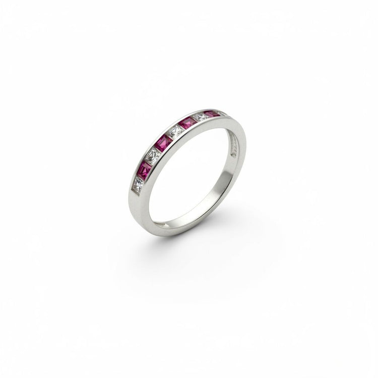 Anillo con cubics