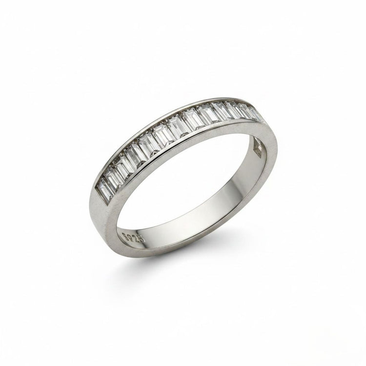 Anillo con cubics