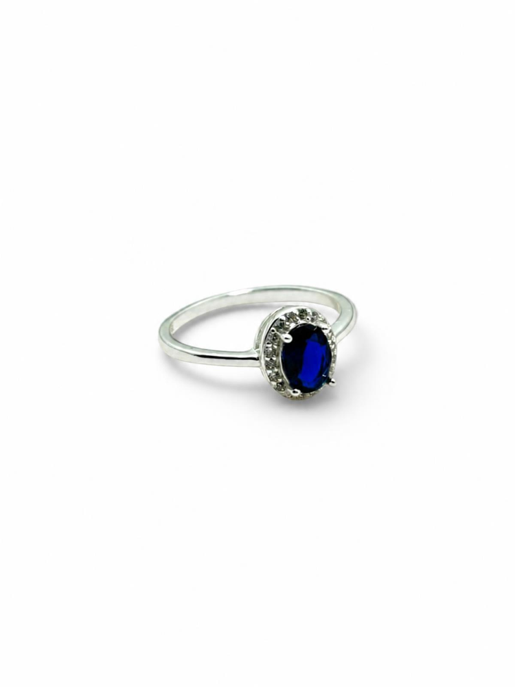 Anillo con cubics