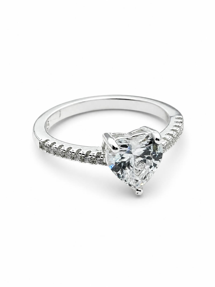 Anillo con cubics
