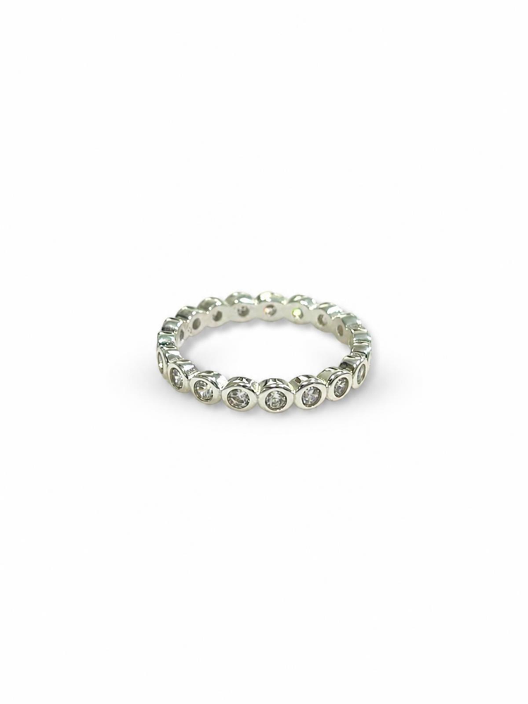 Anillo con cubics